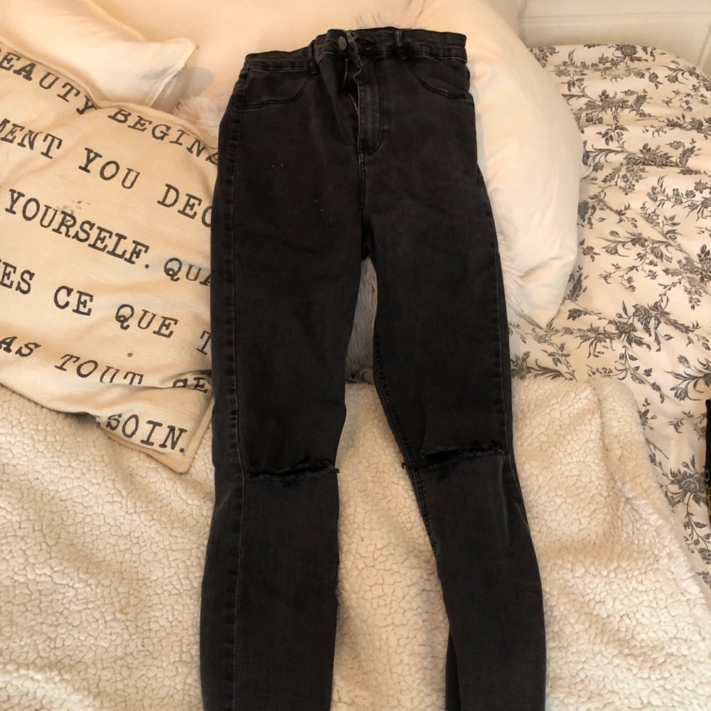 Zara High-Waisted Jeans